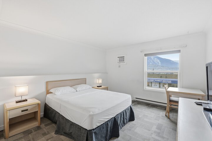 Lillooet Hotel Victoria