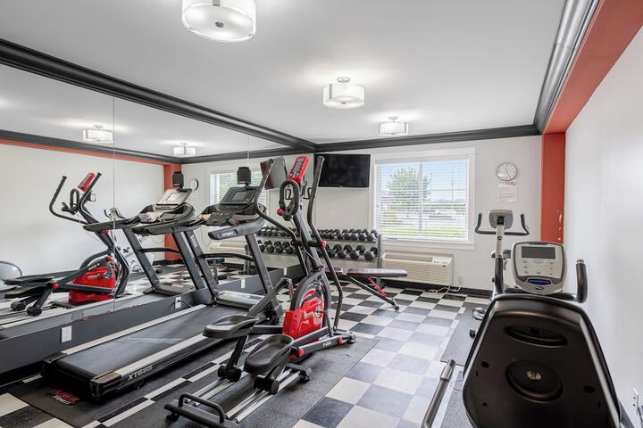Ramada by Wyndham Surrey / Langley