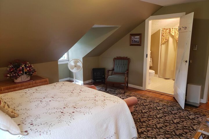 The Carriage Inn B & B