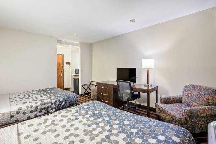 Econo Lodge Milwaukee Airport