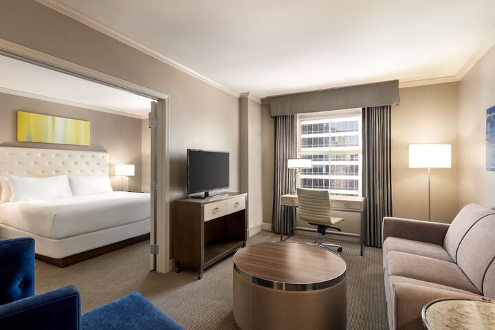 Room 42 of 95
