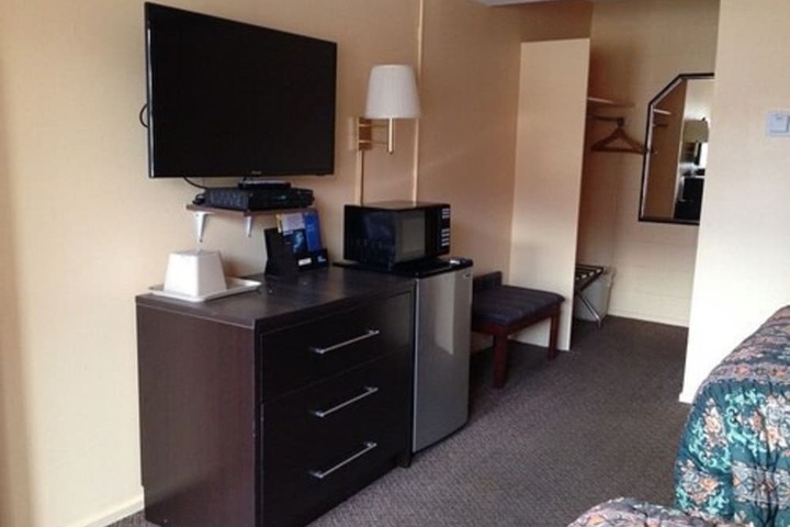 Room 20 of 24