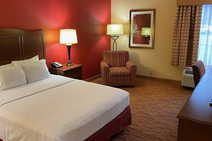 Room 10 of 31