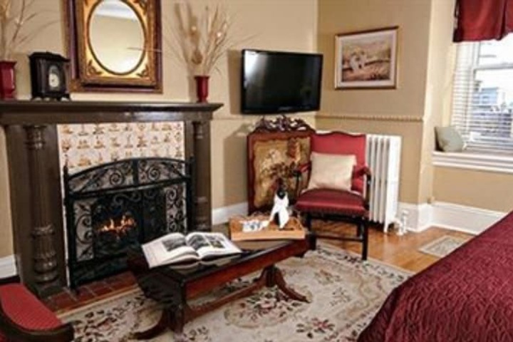 Room 35 of 140