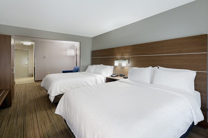 Holiday Inn Express Hotel & Suites Weston by IHG