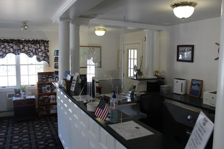 Hotel Interior 11 of 142