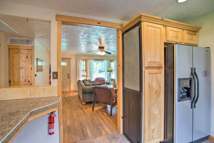Well-appointed Fruita Townhome: Hike & Bike Nearby