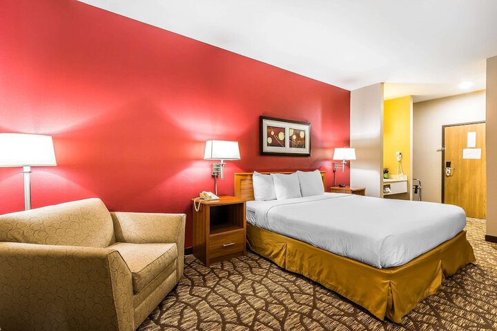 Quality Inn & Suites