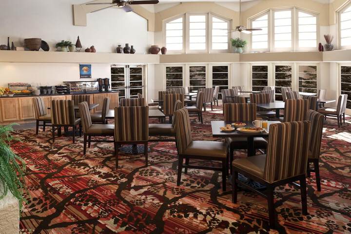 Embassy Suites by Hilton Flagstaff