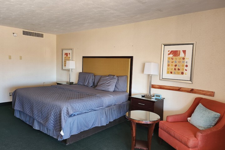 Travelodge by Wyndham Oakley
