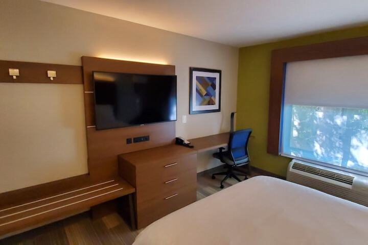 Room 29 of 62