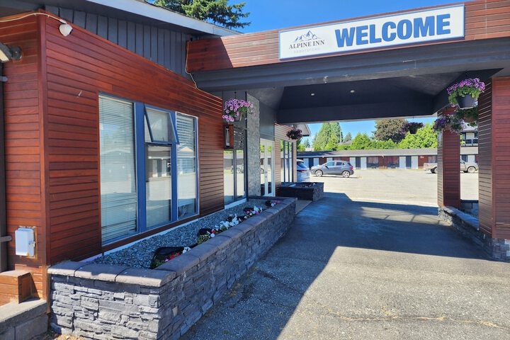 Alpine Inn