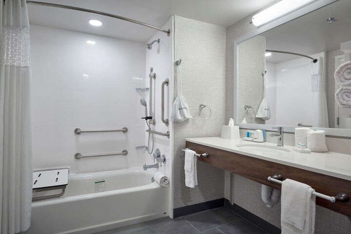 Hampton Inn by Hilton Harrisburg West