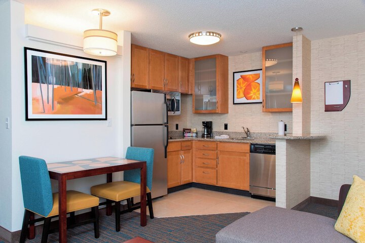 Residence Inn by Marriott Toledo Maumee