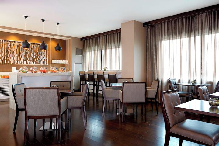 JW Marriott Minneapolis Mall of America