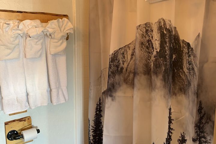 Room 20 of 36
