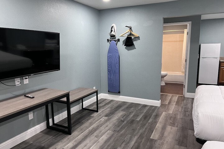 Room 9 of 52
