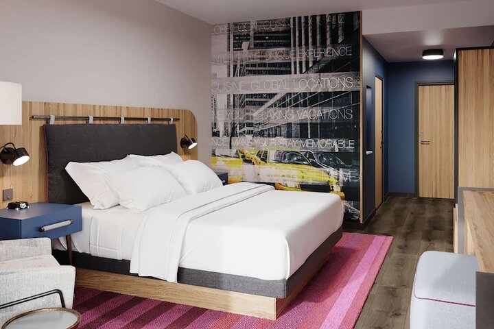 Room 21 of 29