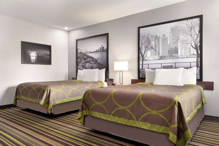 Room 30 of 54