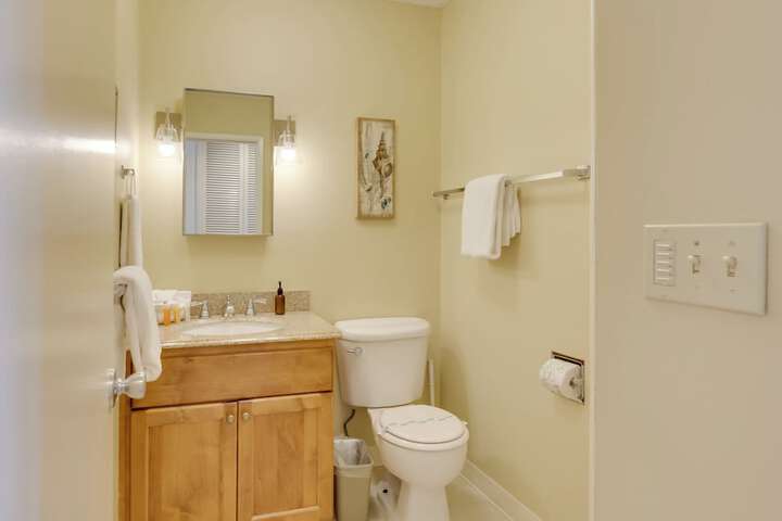 Lincoln City Vacation Rental w / Pool & Ocean Views