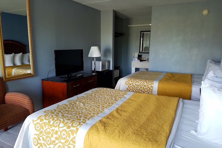 Room 18 of 35