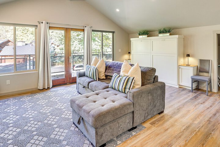 14 Miles to Sun Valley: Updated Getaway!
