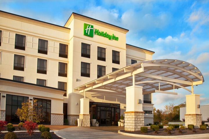 Hotel 4 of 40