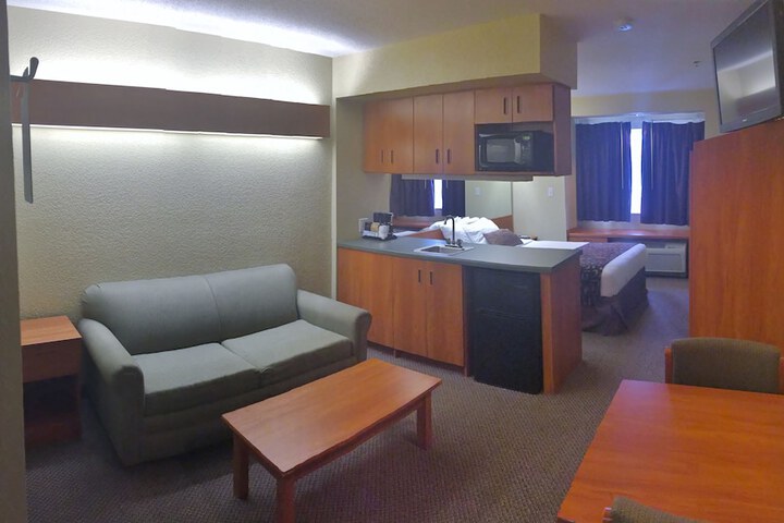Microtel Inn & Suites by Wyndham Beckley East