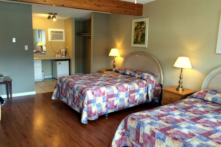 Golden Sands Resort Motel