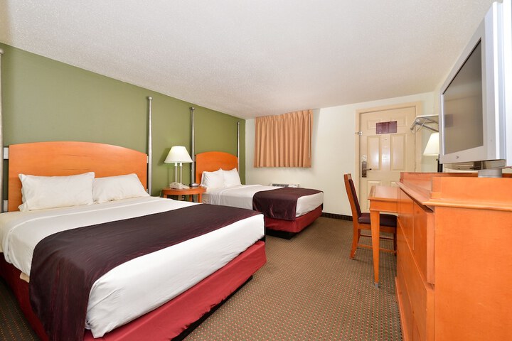 Room 17 of 19