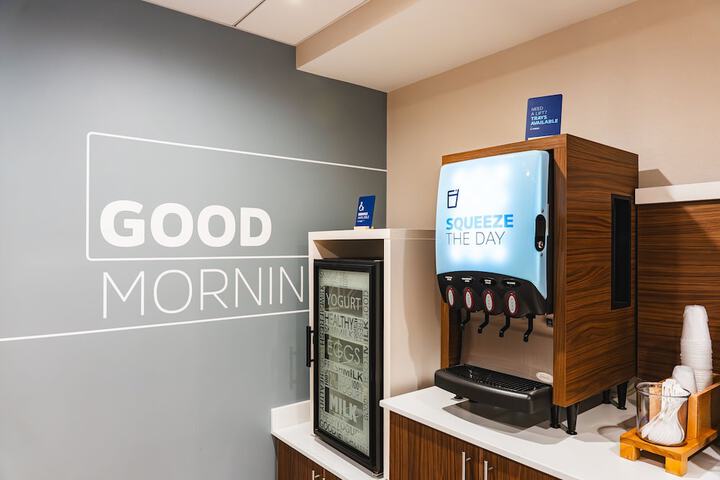 Holiday Inn Express Frazer - Malvern by IHG