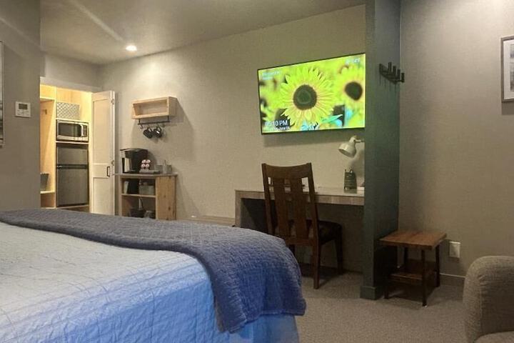 Discovery Inn