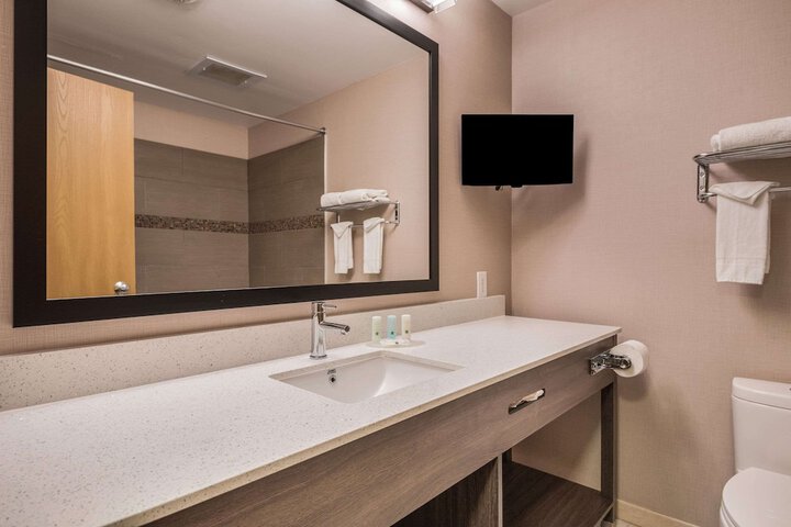 Room 25 of 41