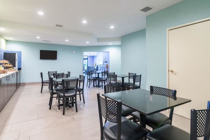 Quality Inn & Suites Alma I-40