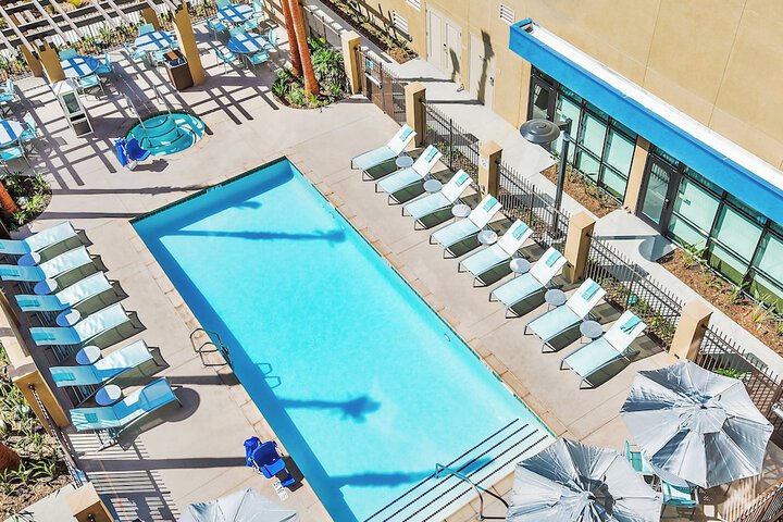 Pool 4 of 54