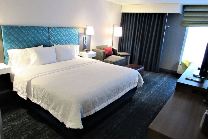 Room 72 of 169