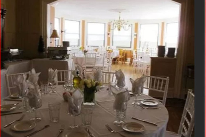 Ballroom/Hall 39 of 43