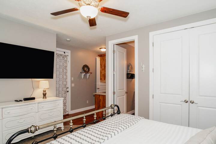Paradise Village 3 - Grand View Estates