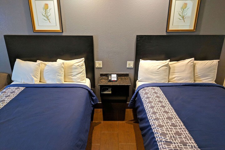 Room 30 of 60