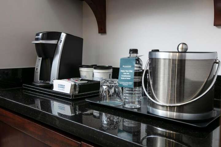 Breakfast/Coffee Service 58 of 76