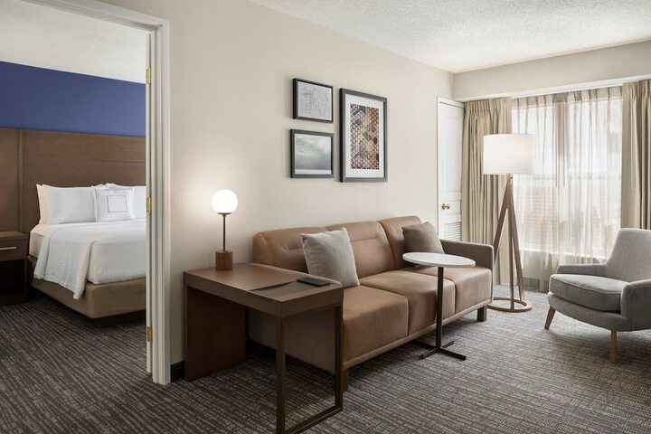 Room 15 of 22