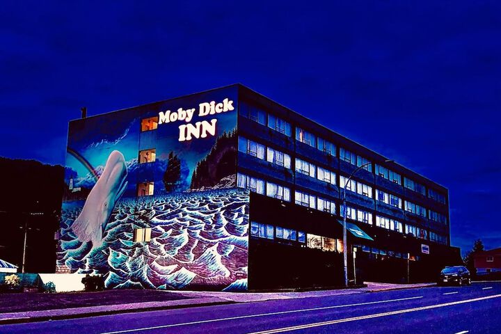 Hotel 4 of 68