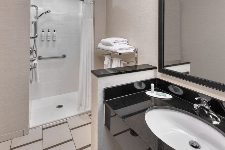 Fairfield Inn & Suites by Marriott Moncton