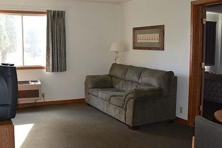 Room 22 of 39