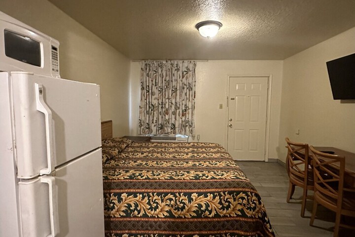 Travel Inn by OYO La Marque Texas City I-45