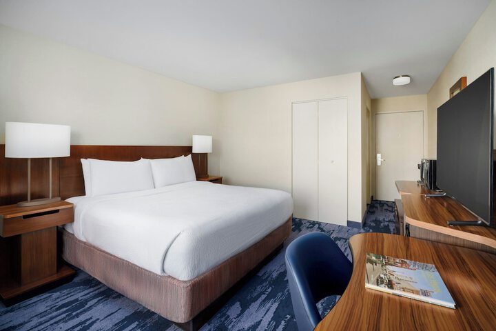 Room 22 of 36