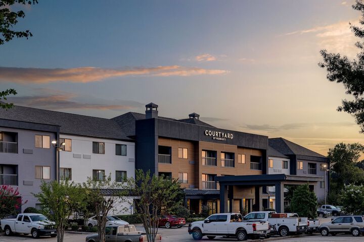 Hotel 4 of 47