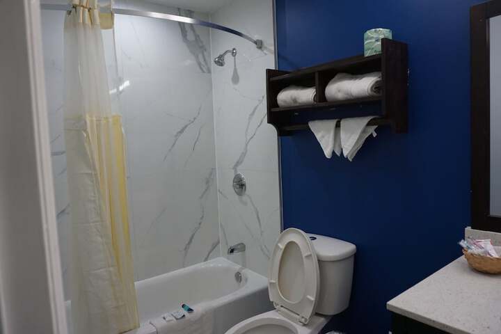 Room 8 of 49