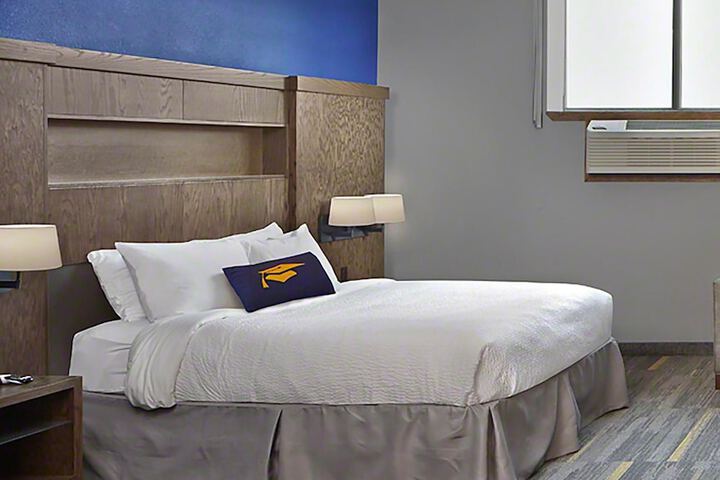 Scholar Morgantown Tapestry Collection by Hilton