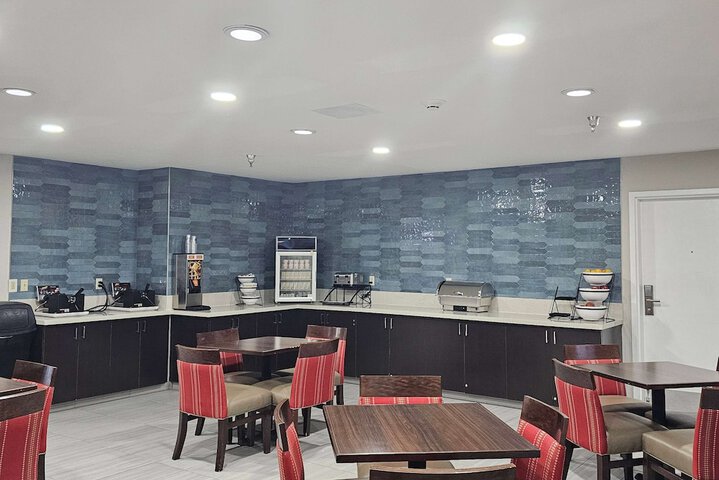 Business Center 20 of 22